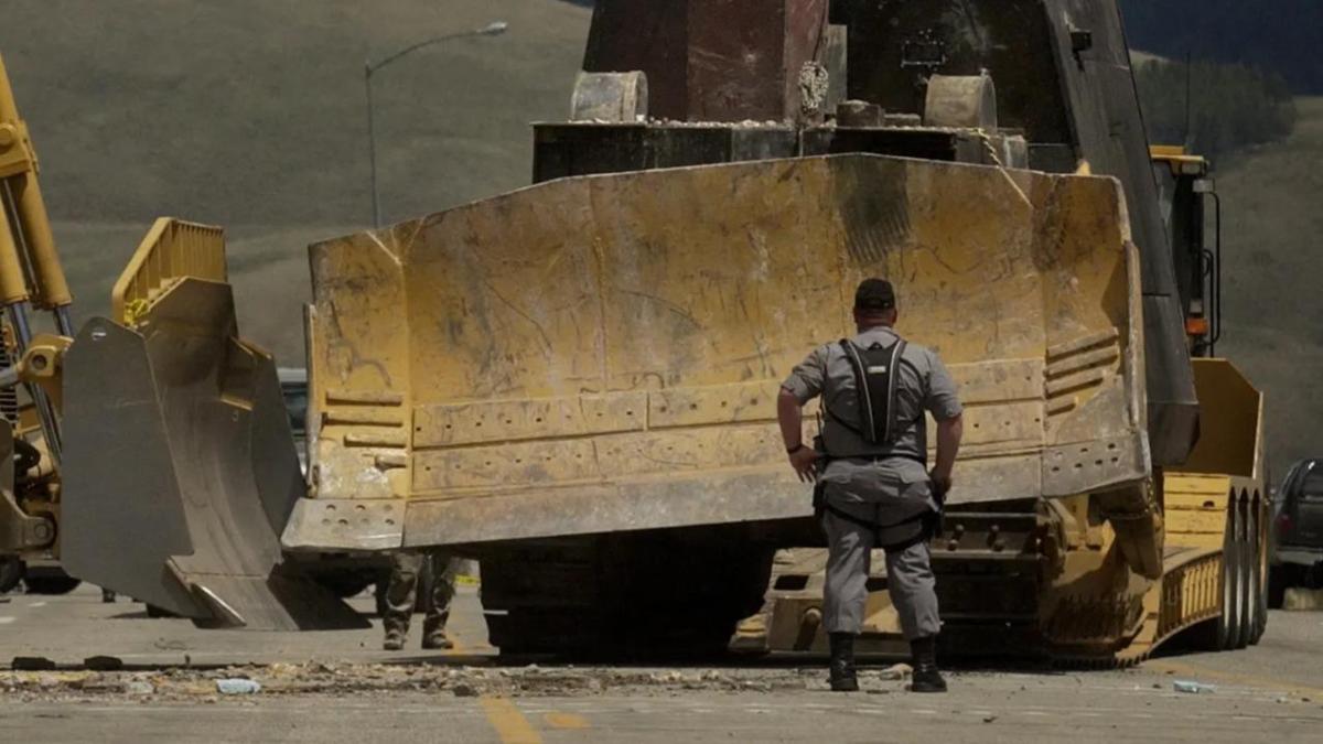 Killdozer
