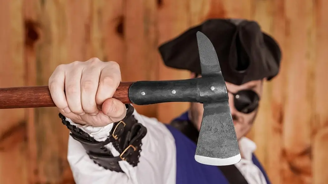 Smellibawls (Crit+Strength axe, flamer for vibes)