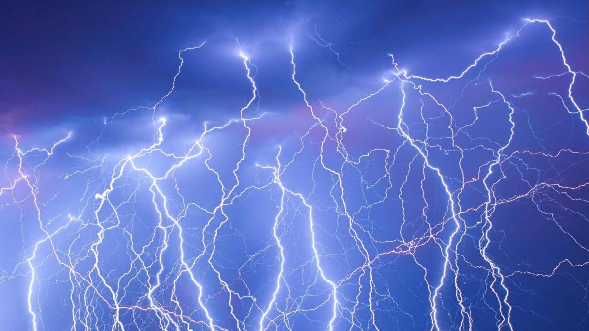 All-Rounder Lightning (Capacitance Not Included)